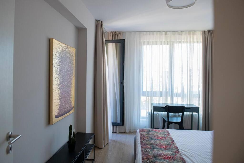 Tokiyo: A Lovely City Center 2 Bedrooms Apartment With Private Parking Sofia Eksteriør bilde