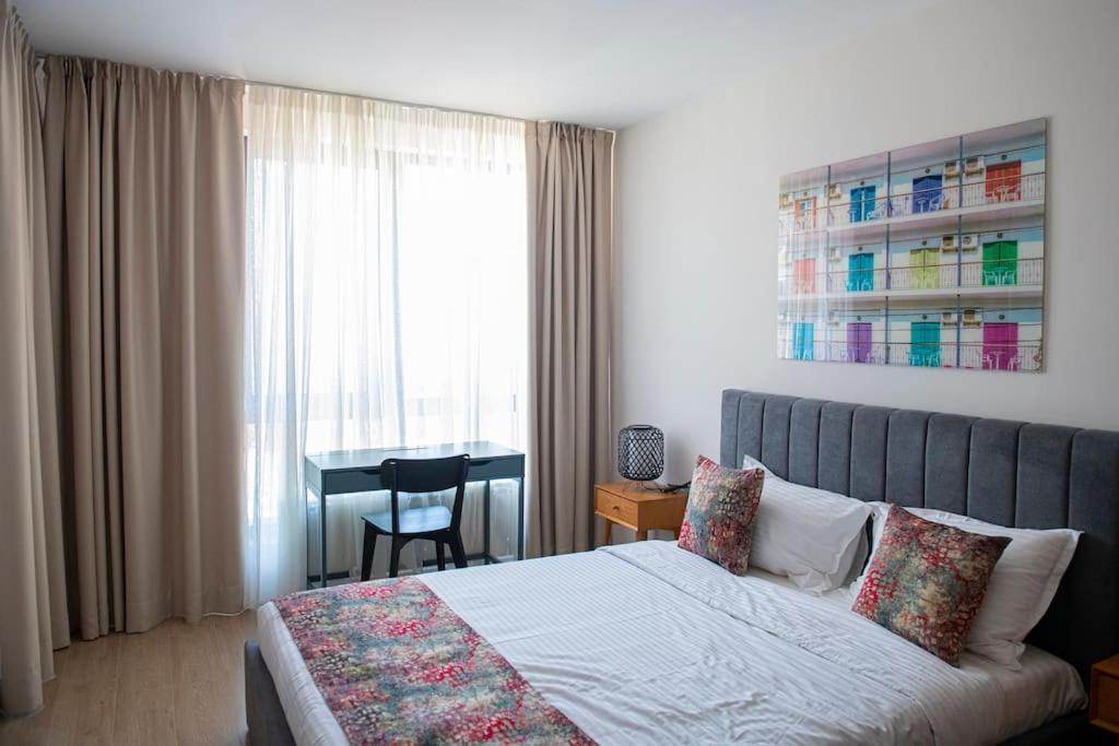 Tokiyo: A Lovely City Center 2 Bedrooms Apartment With Private Parking Sofia Eksteriør bilde